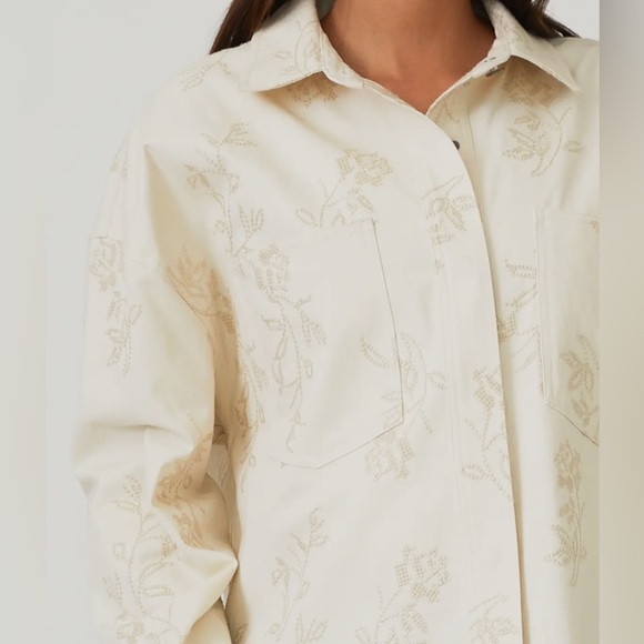 Love Stitch| Floral Embroidered Shacket - Picture 2 of 8